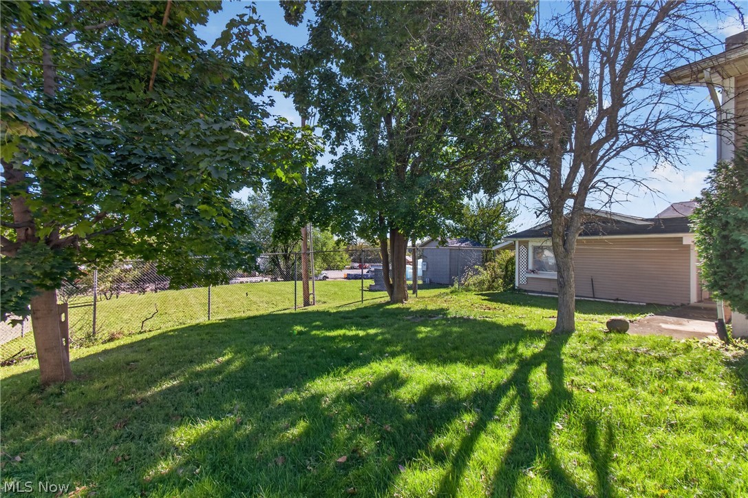 410 Mckinley Avenue NW Carrollton OH 44615