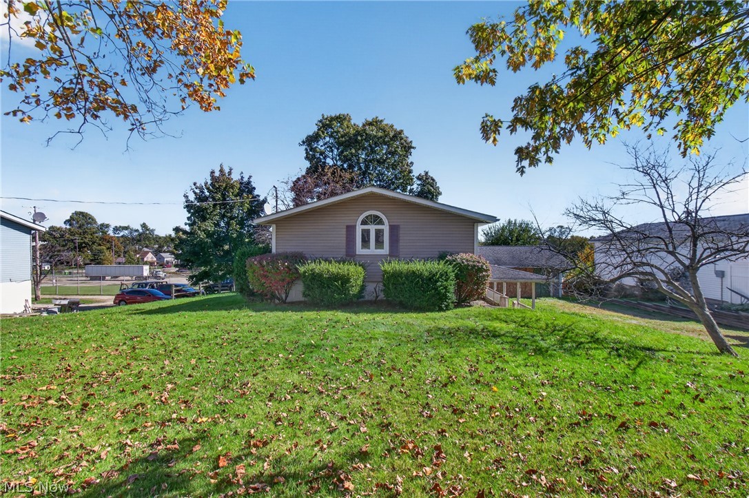 410 Mckinley Avenue NW Carrollton OH 44615