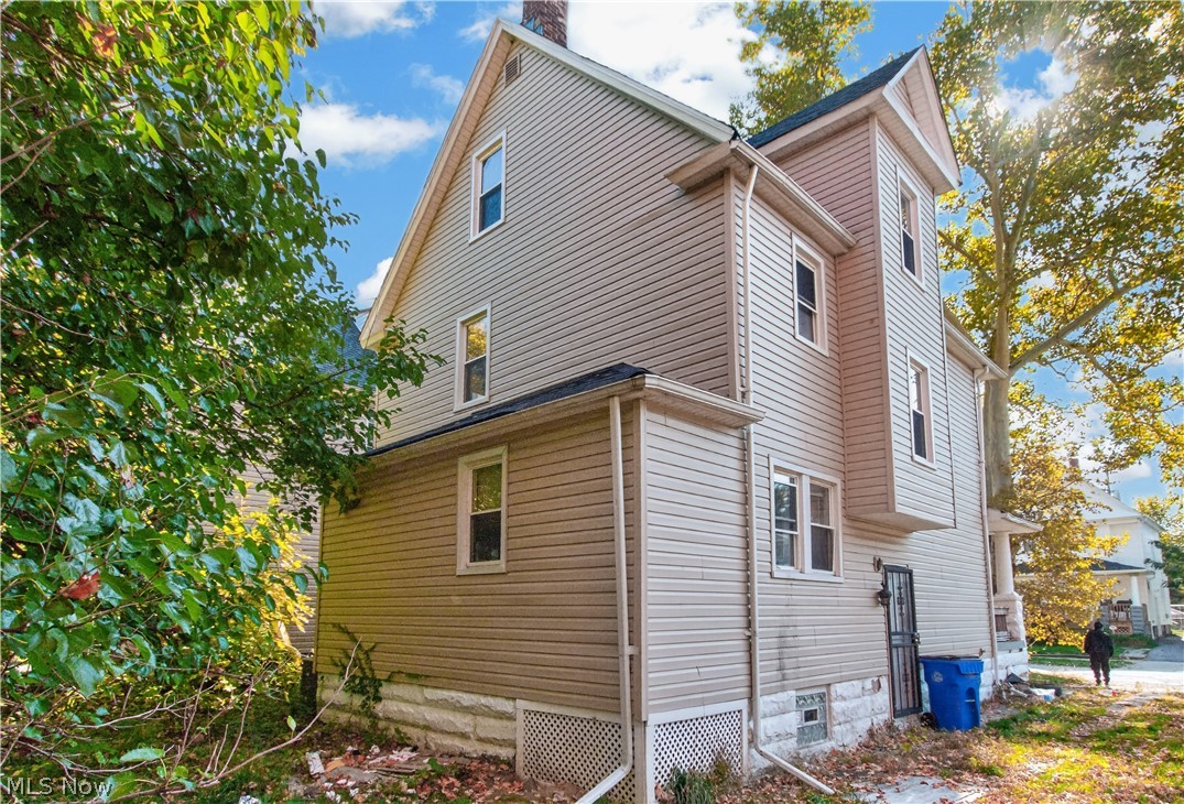 10729 Garfield Avenue Cleveland OH 44108