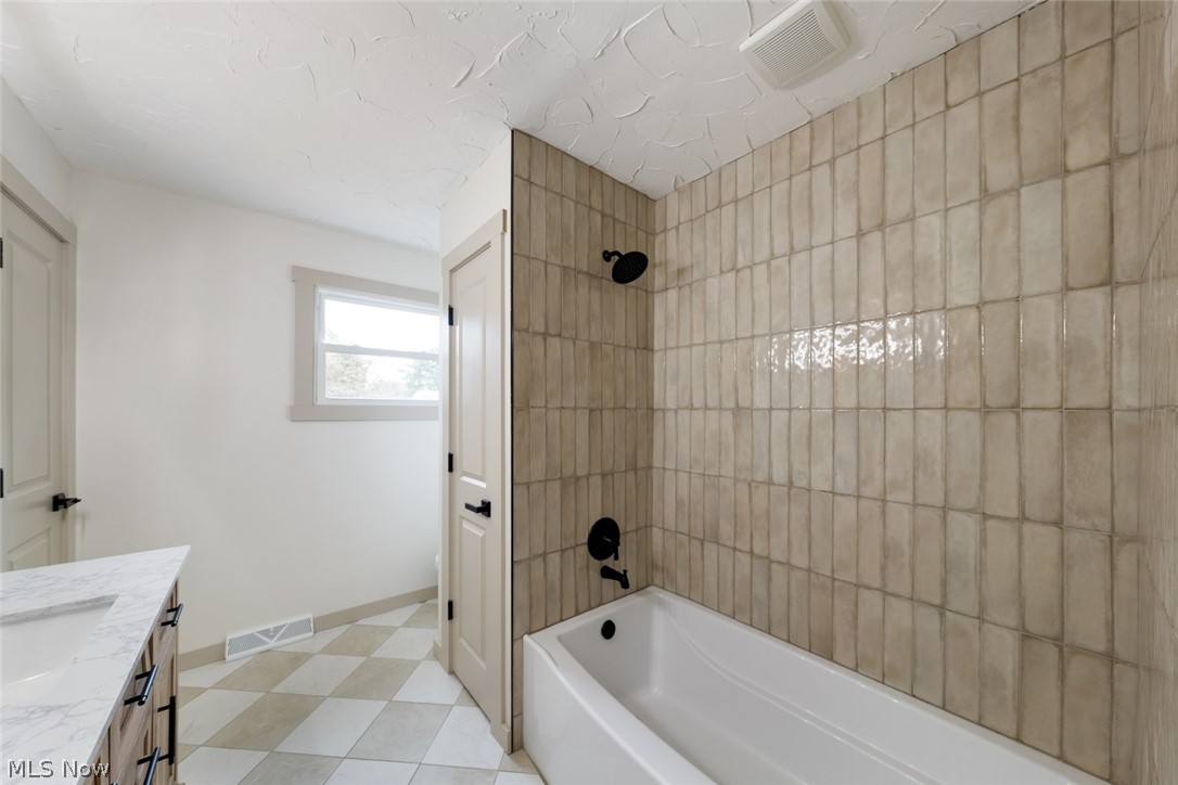 3494 Monterey Circle Brunswick OH 44212