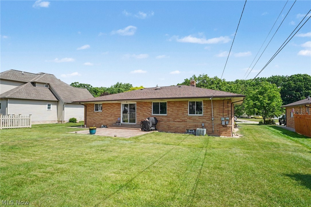 272 N Skyline Drive Seven Hills OH 44131
