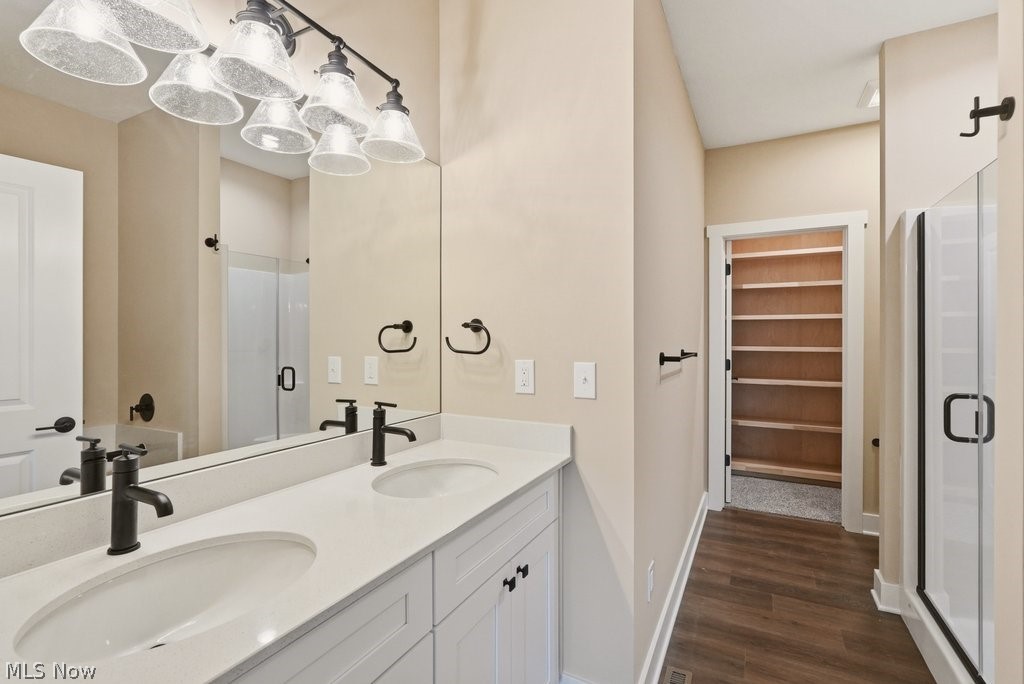 7133 Marcelline Court Cuyahoga Heights OH 44125