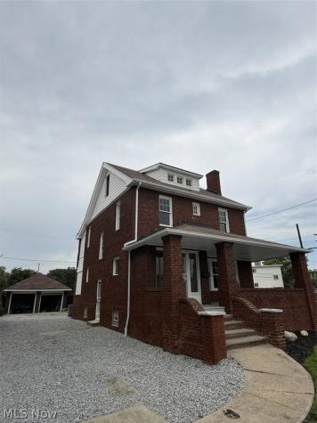 496 E 185th Street Cleveland OH 44119