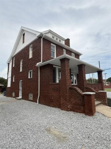496 E 185th Street Cleveland OH 44119