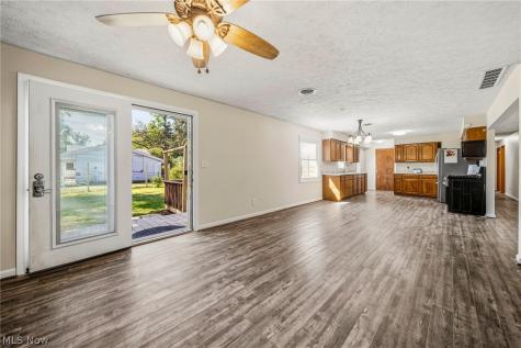 7612 Lake Shore Boulevard Mentor OH 44060