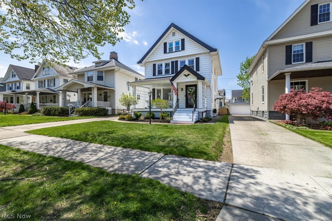 1208 French Avenue Lakewood OH 44107