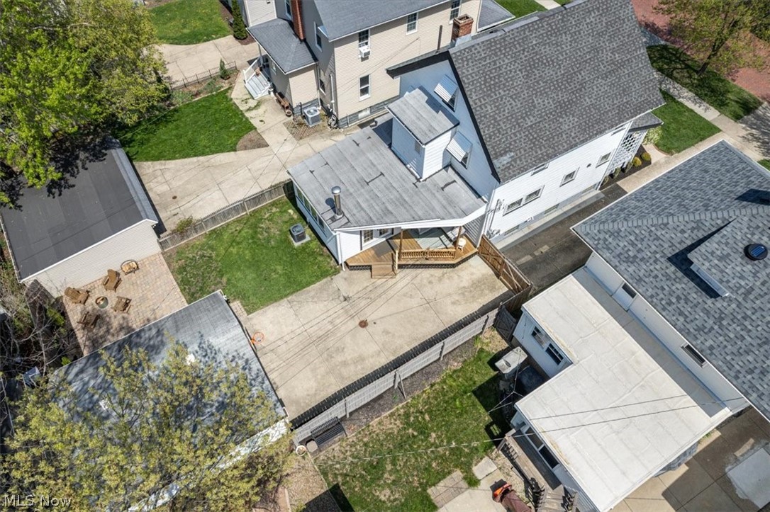 1208 French Avenue Lakewood OH 44107
