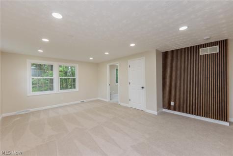 10143 Deer Run Brecksville OH 44141