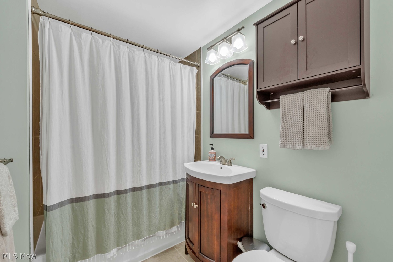 2786 Gasser Boulevard Rocky River OH 44116