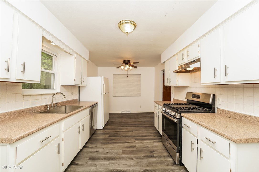 1702 Leighton Avenue Akron OH 44314