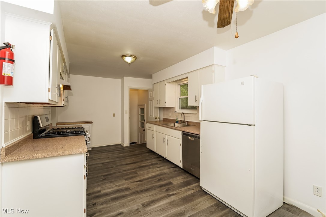 1702 Leighton Avenue Akron OH 44314