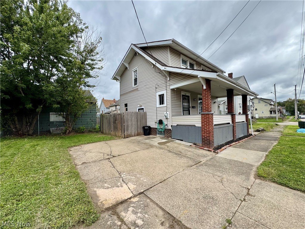 2307 10th Street SW Canton OH 44706