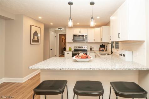7641 Ravenna Avenue Louisville OH 44641
