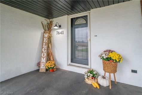 7641 Ravenna Avenue Louisville OH 44641