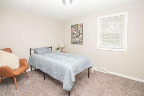 7641 Ravenna Avenue Louisville OH 44641