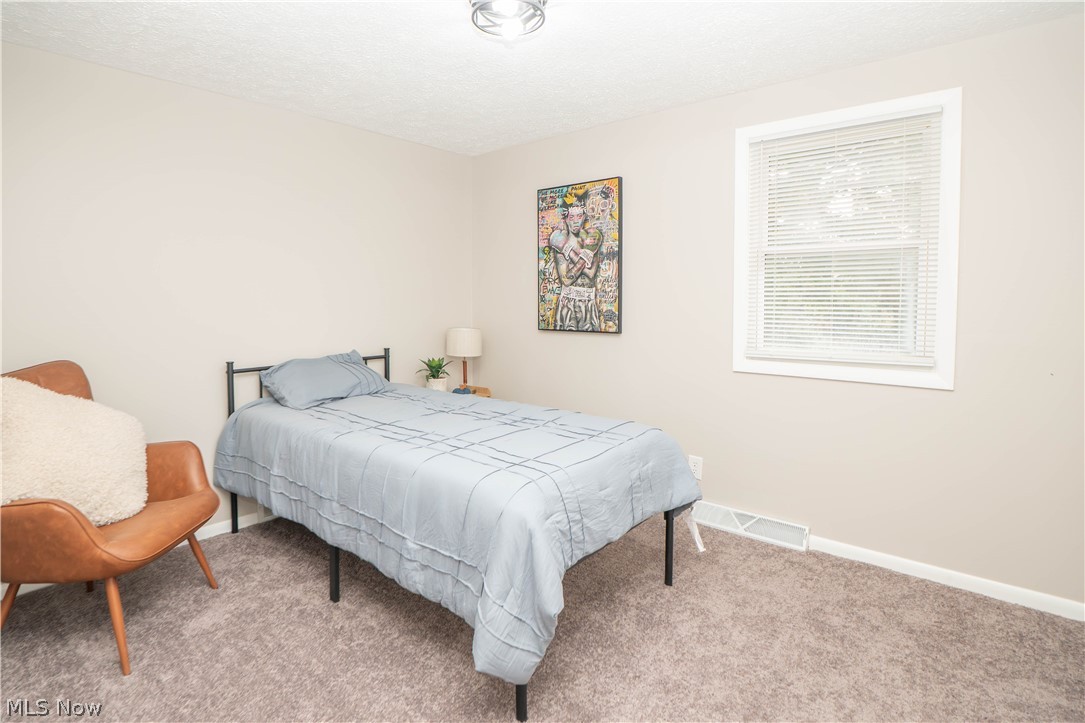 7641 Ravenna Avenue Louisville OH 44641