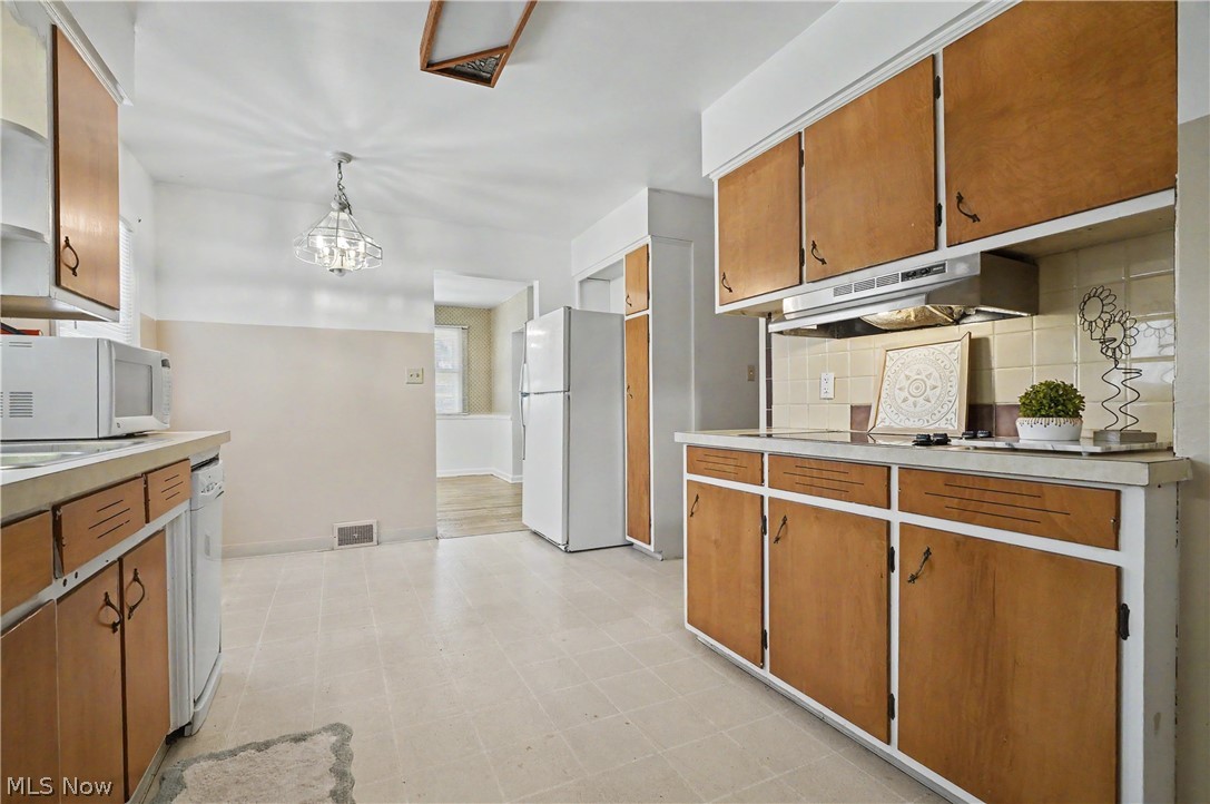 2471 19th Street Cuyahoga Falls OH 44223