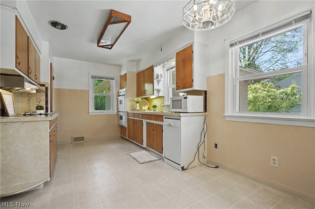 2471 19th Street Cuyahoga Falls OH 44223