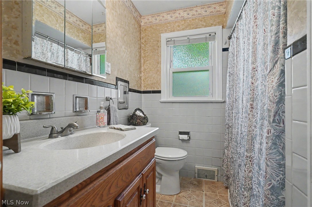 2471 19th Street Cuyahoga Falls OH 44223