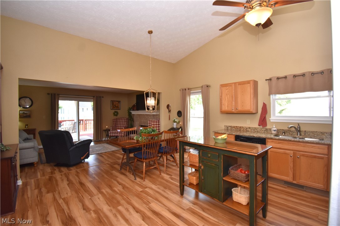 200 Potters Circle Girard OH 44420