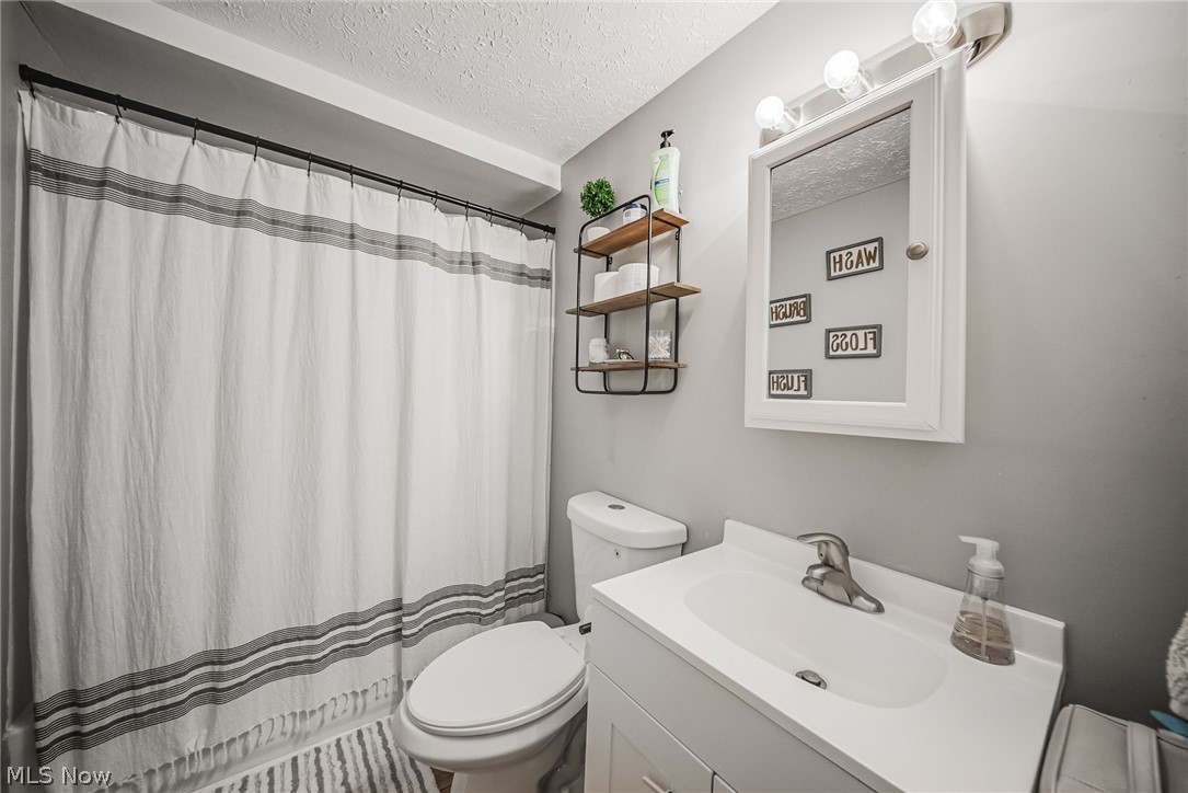 1178 E 360th Street Eastlake OH 44095
