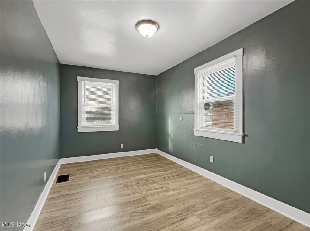 4242 Mccartney Road Lowellville OH 44436