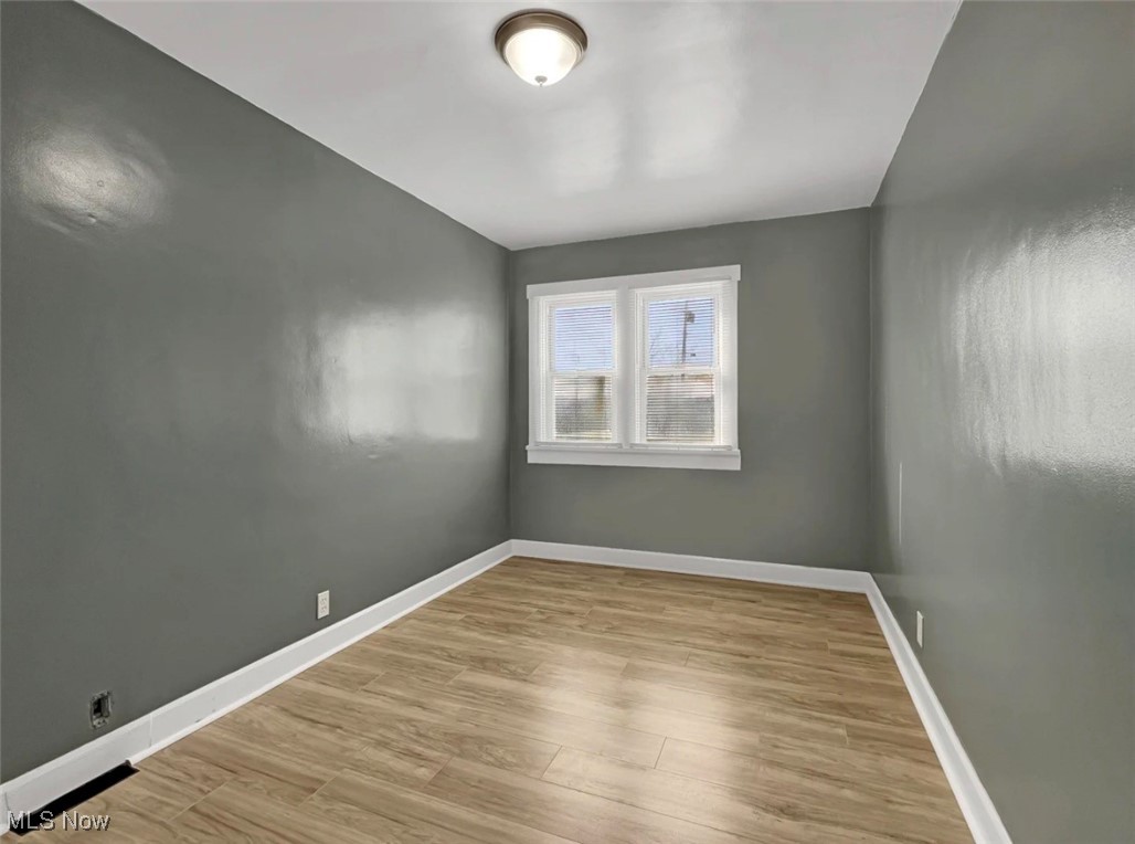 4242 Mccartney Road Lowellville OH 44436