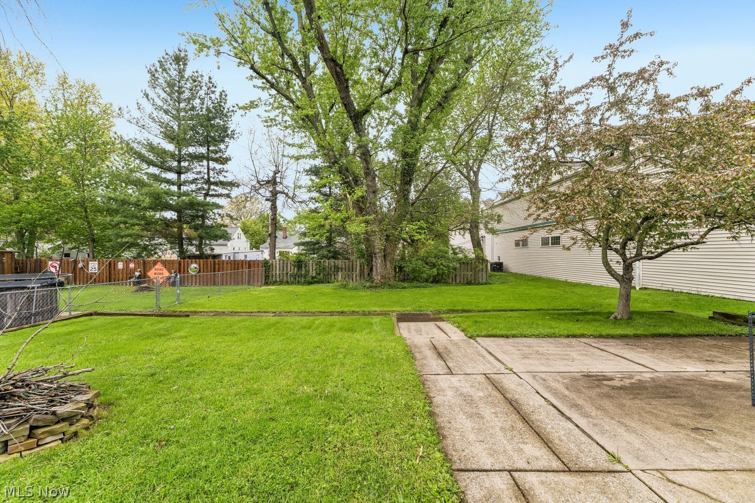 1516 Biltmore Road Lyndhurst OH 44124