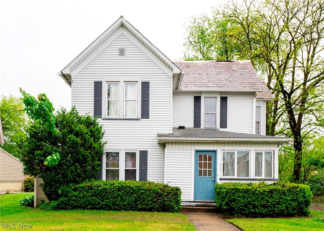 337 3rd Street NW New Philadelphia OH 44663