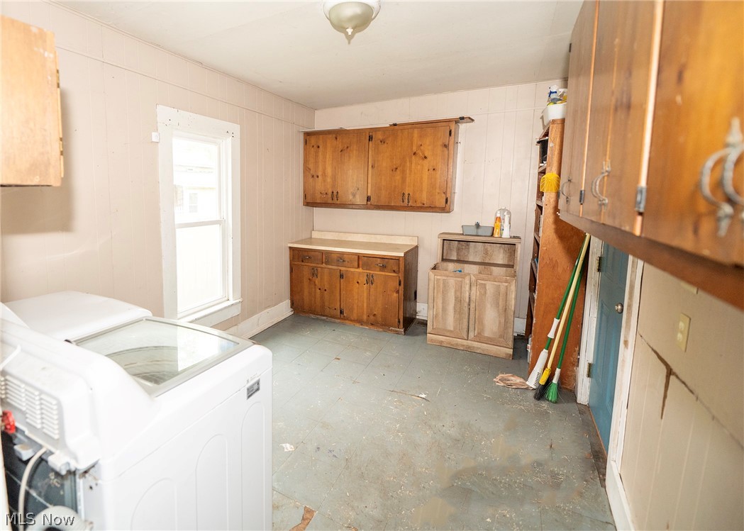 337 3rd Street NW New Philadelphia OH 44663