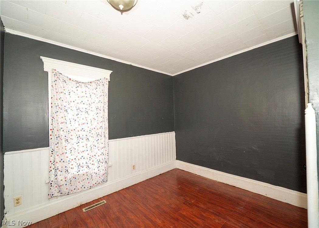 337 3rd Street NW New Philadelphia OH 44663