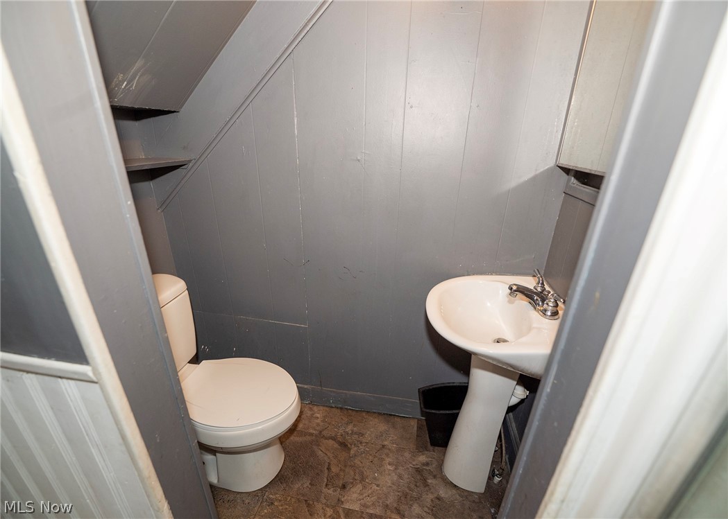 337 3rd Street NW New Philadelphia OH 44663