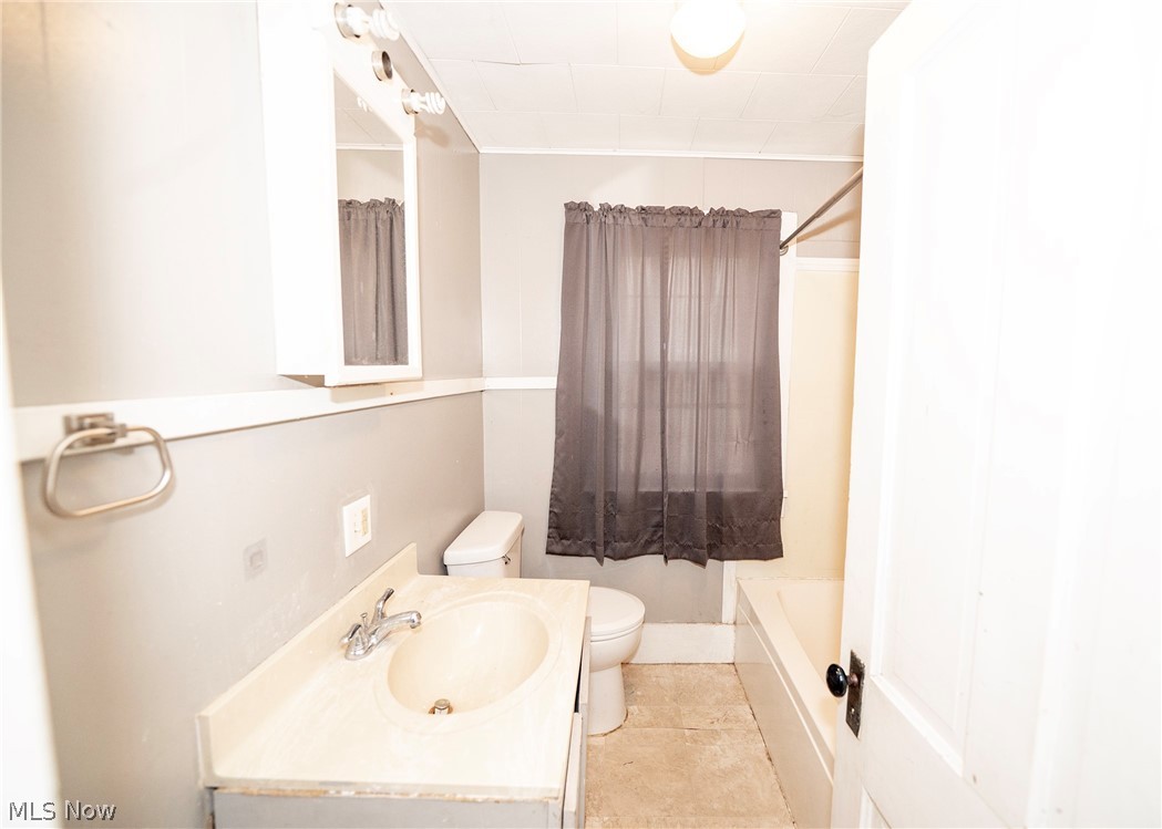 337 3rd Street NW New Philadelphia OH 44663
