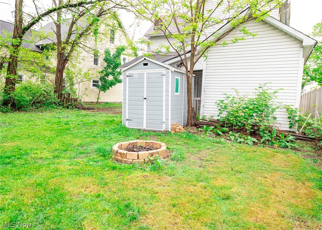 337 3rd Street NW New Philadelphia OH 44663