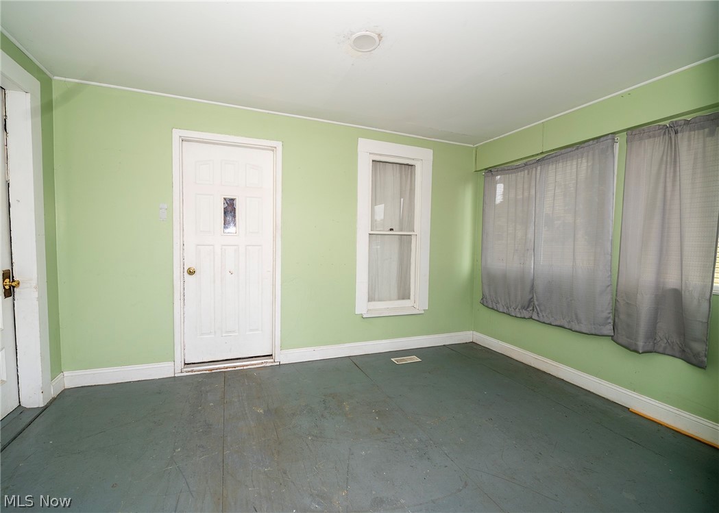337 3rd Street NW New Philadelphia OH 44663