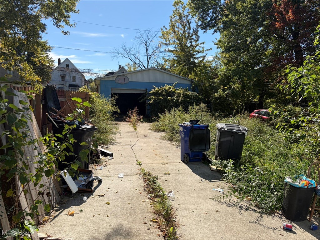 7808 Force Avenue Cleveland OH 44105