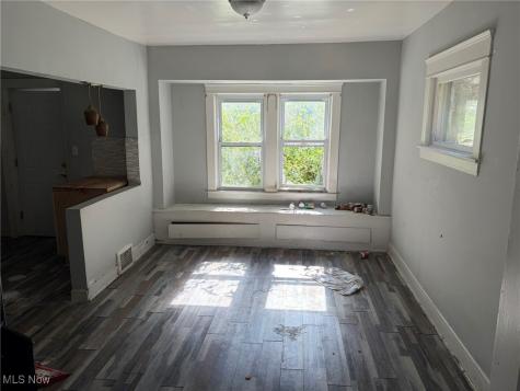 7808 Force Avenue Cleveland OH 44105