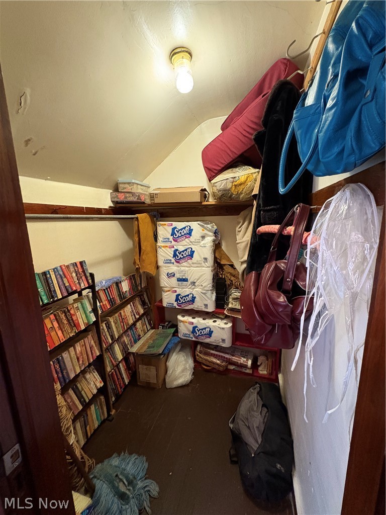 780 Bonnie Brae Avenue SE Warren OH 44484