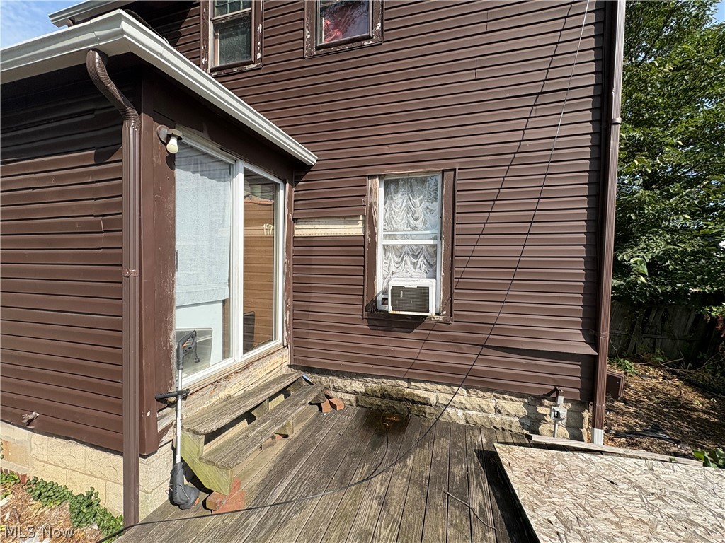 780 Bonnie Brae Avenue SE Warren OH 44484