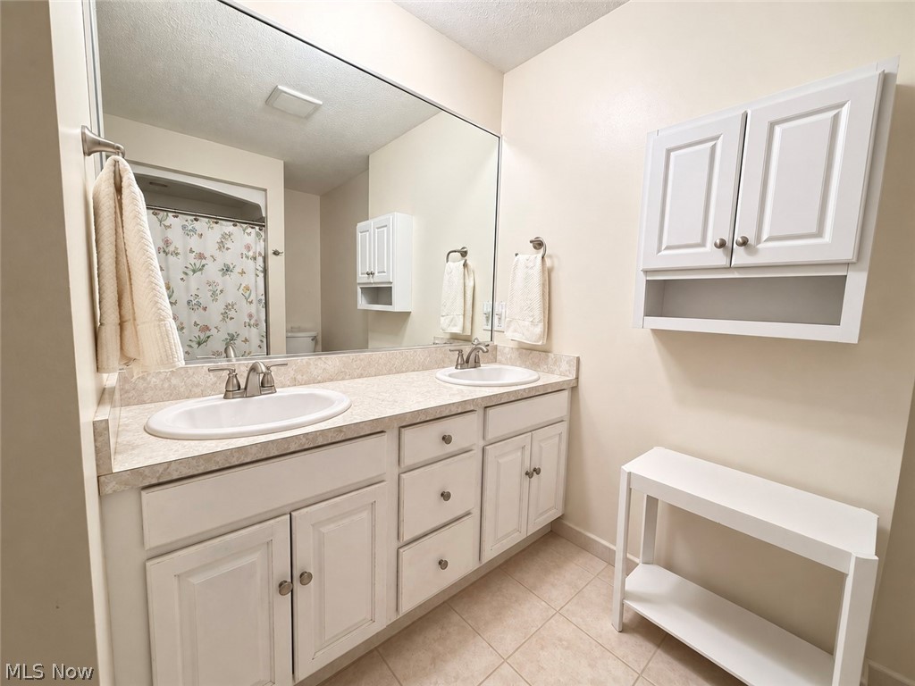 310 Fawnwood Drive Tallmadge OH 44278