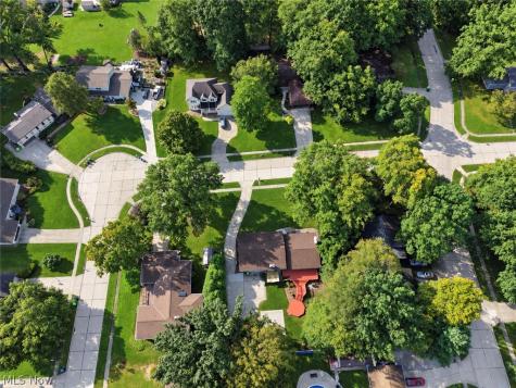 310 Fawnwood Drive Tallmadge OH 44278