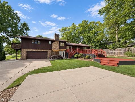 310 Fawnwood Drive Tallmadge OH 44278
