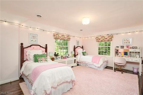 388 N Portage Path Akron OH 44303