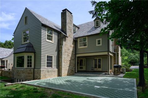 388 N Portage Path Akron OH 44303
