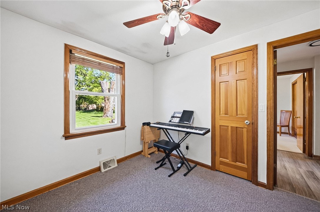 10129 E River Road Elyria OH 44035