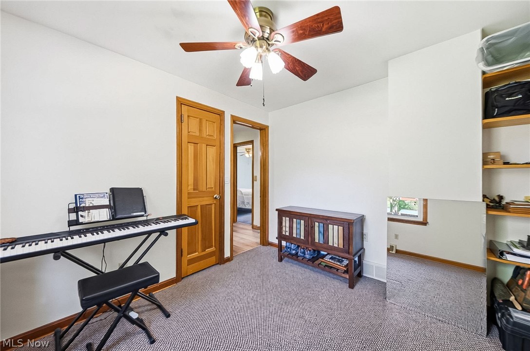 10129 E River Road Elyria OH 44035