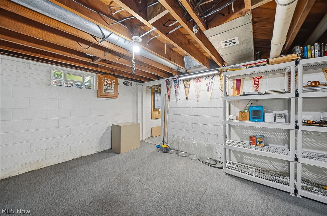 10129 E River Road Elyria OH 44035