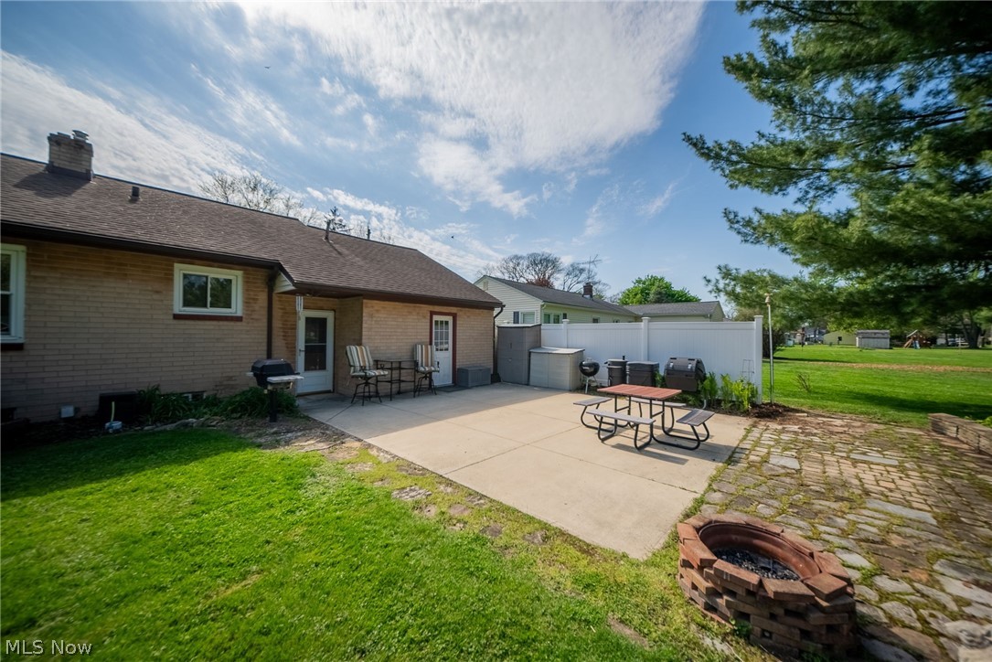10129 E River Road Elyria OH 44035