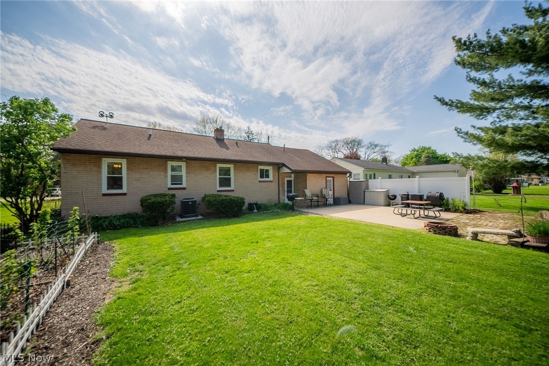 10129 E River Road Elyria OH 44035