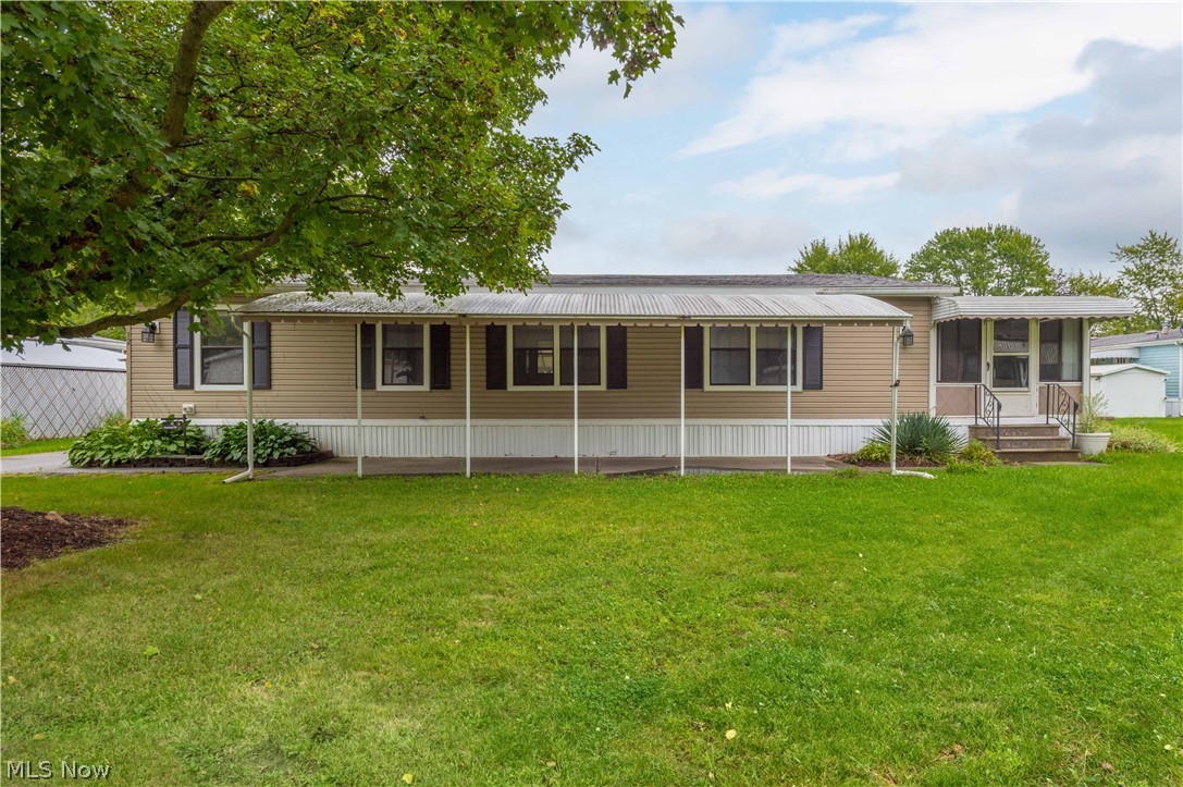 12 Overland Drive Olmsted Twp OH 44138